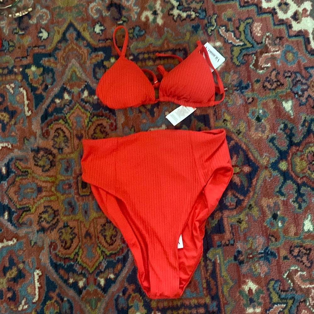 VITAMIN A BIKINI TOP & BOTTOM SET SMALL NWT